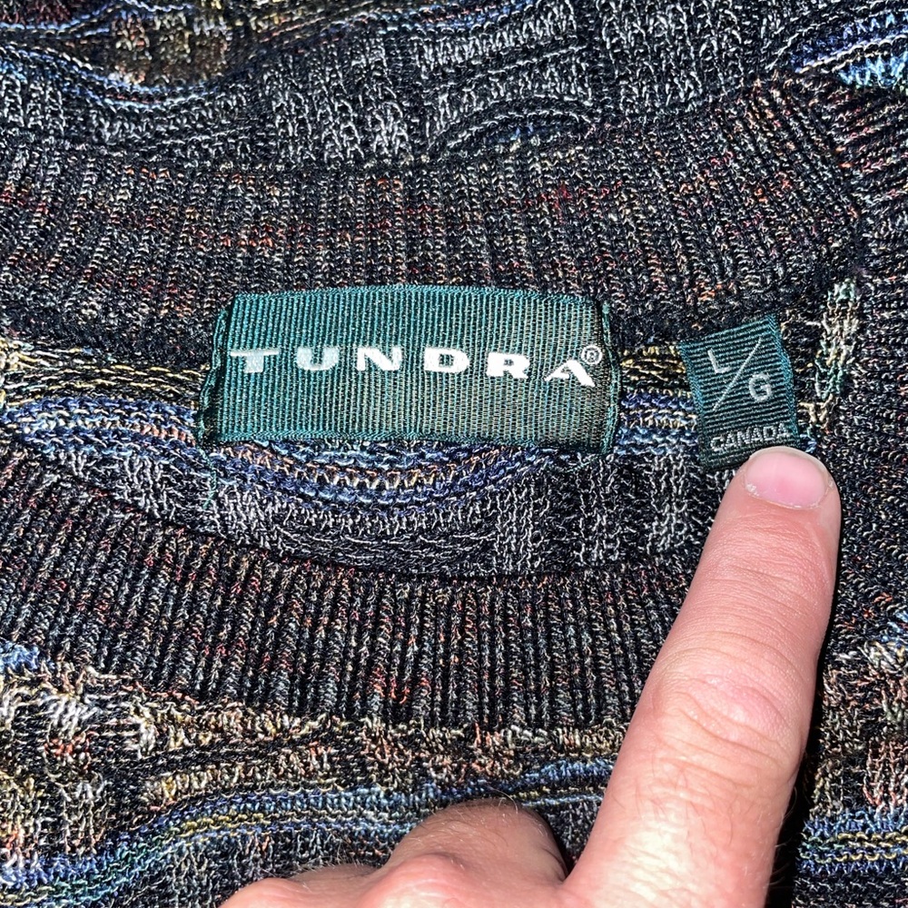TUNDRA CANADA 3D SWEATER SZ L FITS XL - Picture 3 of 4